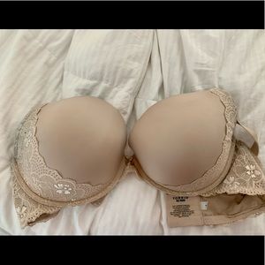 Torrid Bra size 42DDD Nude Lace 42F